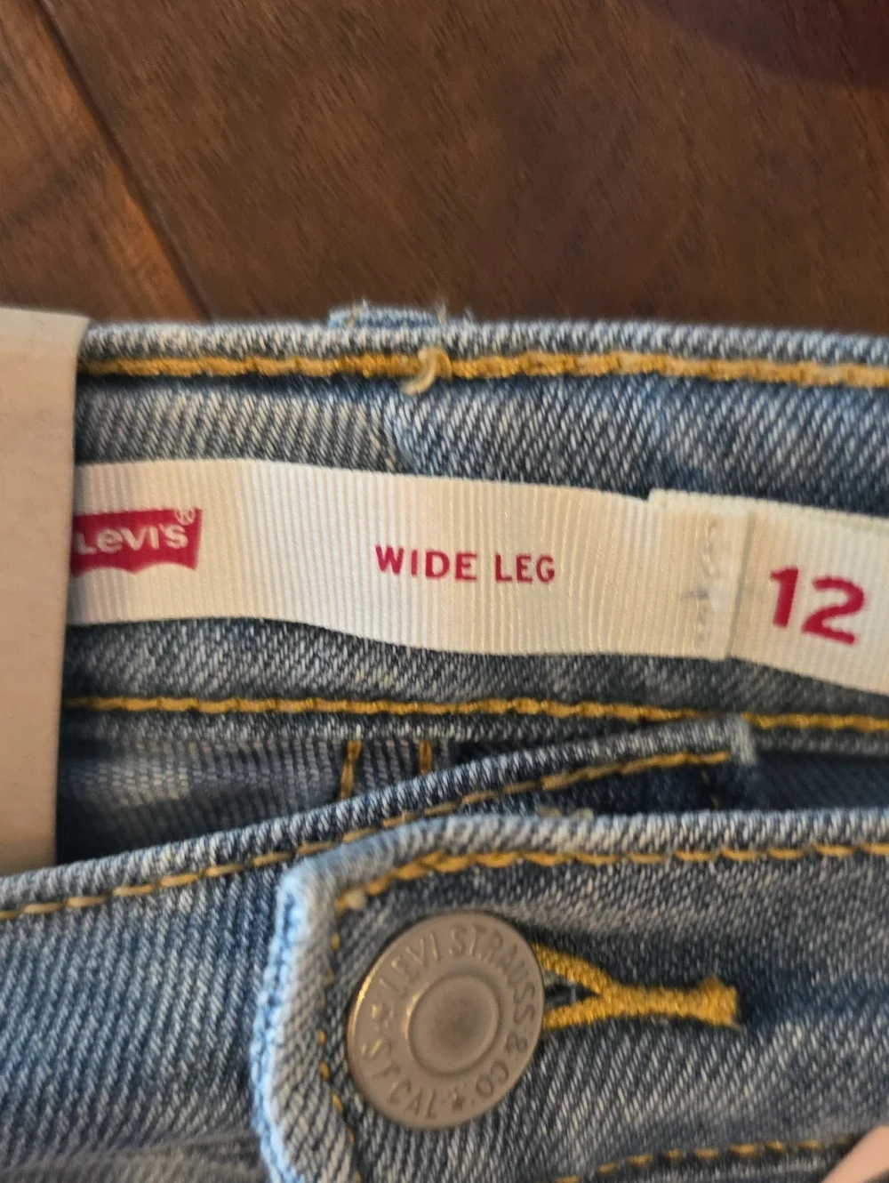 NWT Levi's Wide Leg Girls Size 12